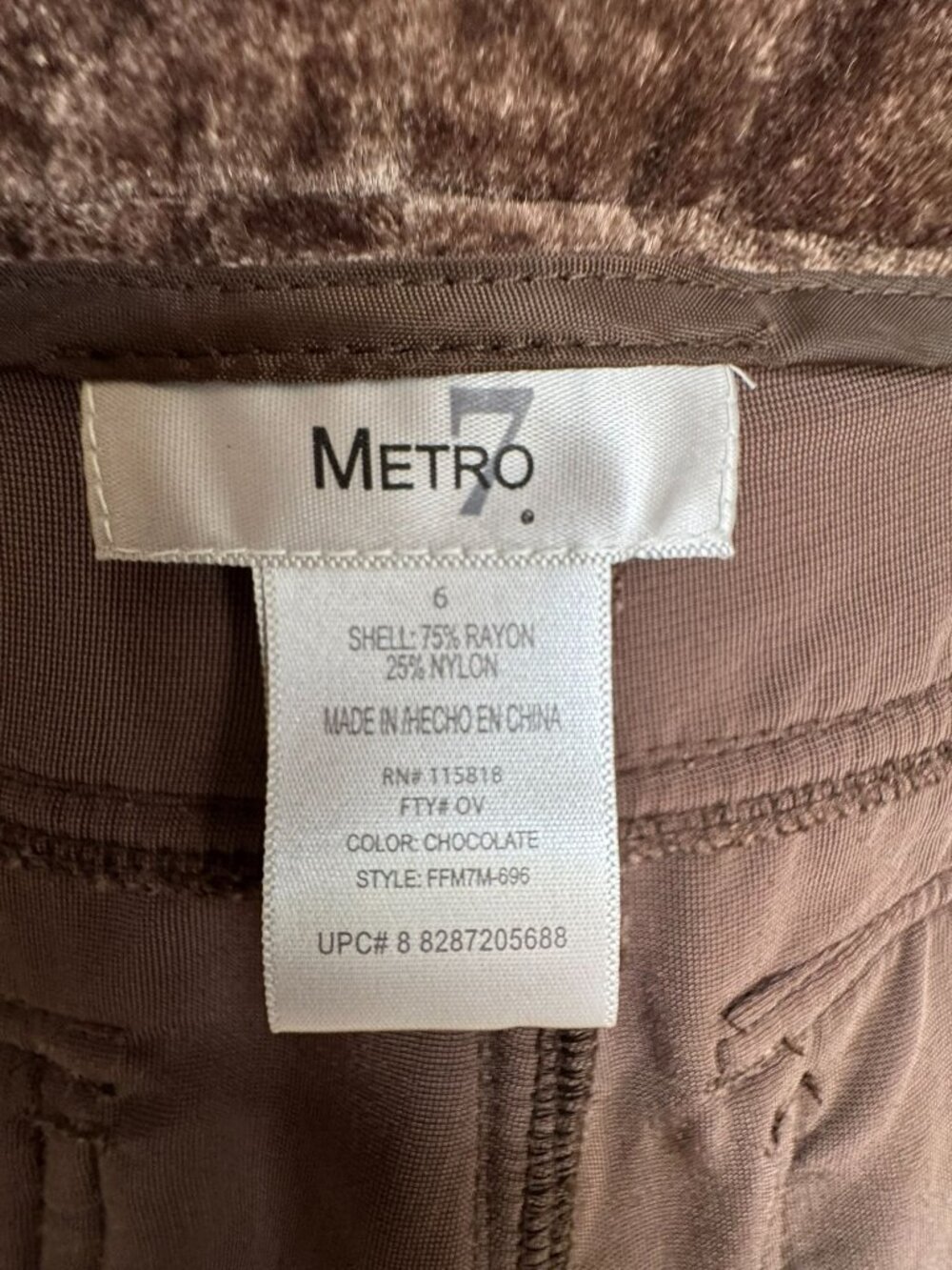 Y2k Metro 7 Chocolate Brown Crushed Velvet Mid Rise Cargo Jogger Capris Size 6 - Picture 12 of 13